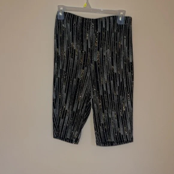 Matching set - Picture 3 of 3